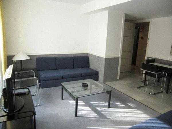 Apartamentos Descartes Barcelona Room photo